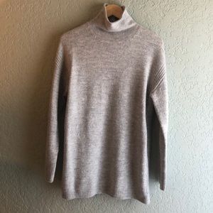 Gap Gray Maternity Tunic Sweater